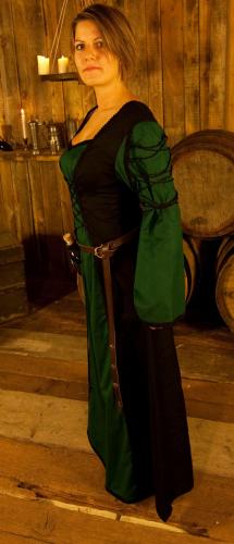 BRES Mittelalterkleid mit Schnrung auf den rmeln - Gre: Einheitsgre - Farbe: schwarz/grn