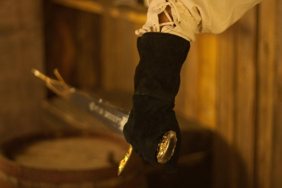 MASKWORLD Stulpenhandschuhe - Gr��e: M - Farbe: dunkelbraun