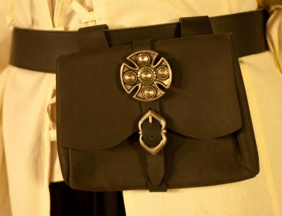 ERZFEINDCOM Mittelalterliche Tasche Templerkreuz