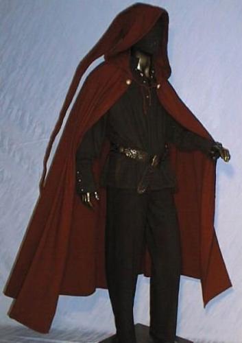 IMEX-MODEN Cape mit langer Kapuze - Farbe: weinrot - Gre: Einheitsgre