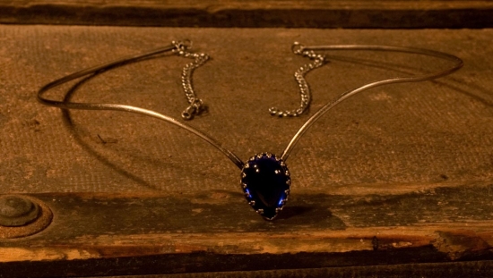 LAZELL HISTORIC Tiara Tropfen der Simplizitt - Farbe: dunkelblau