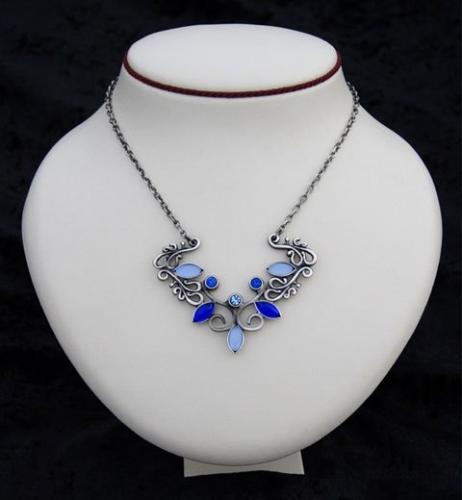 LAZELL HISTORIC Halskette Blumenkind - Farbe: dunkelblau