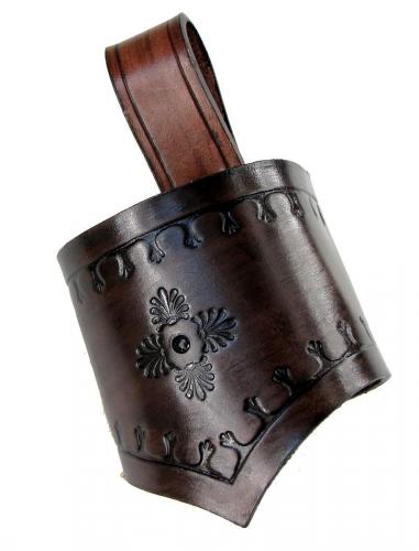 FAUN FORGE Schwerthalter mit Punzierung - Farbe: dunkelbraun