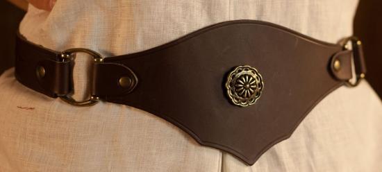 PERA PERIS Miedergrtel mit Rosette - Farbe: schwarz