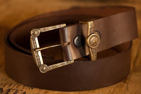 PERA PERIS Grtel Tempelritter 4cm - Gre: S/M - Farbe: dunkelbraun