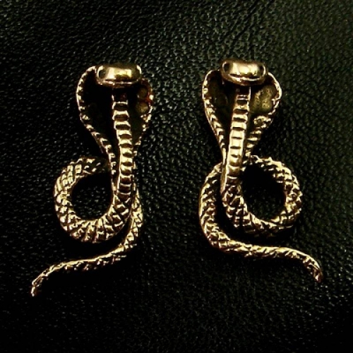 MEGALITH Bronze-Ohrstecker Kobras