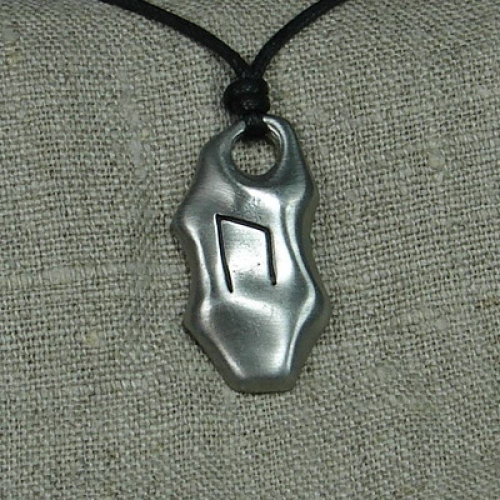 MEGALITH Zinnanhnger Uruz