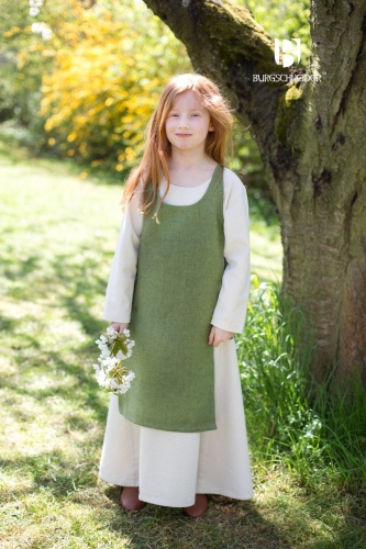 BURGSCHNEIDER Kinderberkleid Ylva Lindgrn - Kindergre: 128