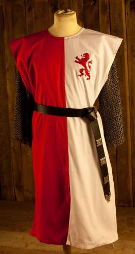 IMEX-MODEN Wappenrock mit Stickerei Lwe - Gre: Einheitsgre - Farbe: rot/wei