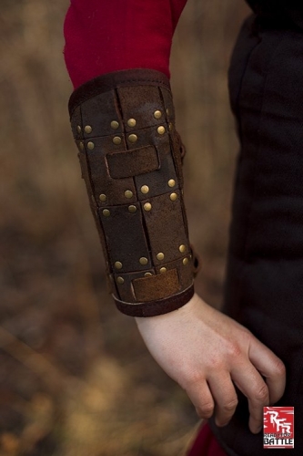 IRONFORTRESS Ready For Battle Armschienen Kmpfer braun