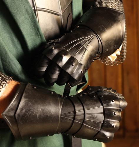 IRONFORTRESS Conquest Untoten Plattenhandschuhe