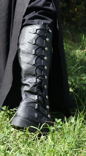 ALTERNATIVE FOOTWEAR Schwarze Mittelalterstiefel - Schuhgre: 40-42