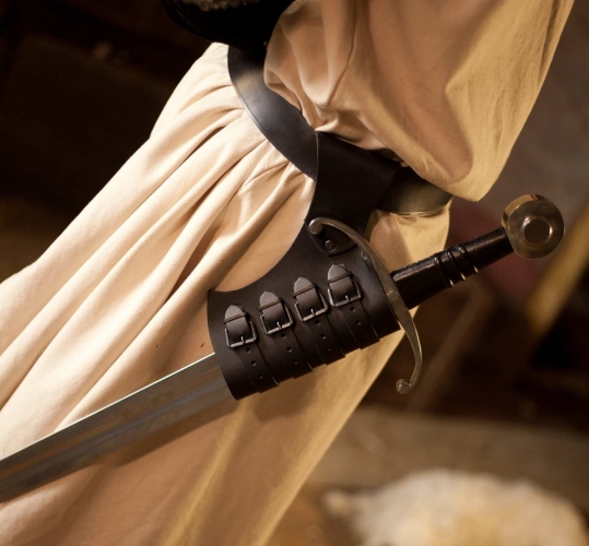 PERA PERIS Schwerthalter mit Schnallen fr Linkshnder - Farbe: schwarz