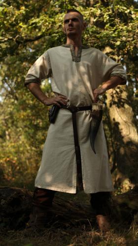 LEONARDO CARBONE Kurzarm-Tunika mit Bordre - Gre: S - Farbe: natur