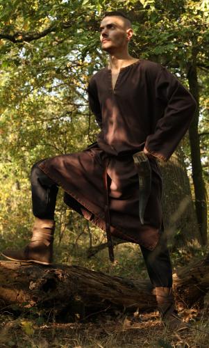 LEONARDO CARBONE Tunika mit Handstickerei - Gre: S - Farbe: dunkelbraun