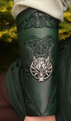 STICKMASCHINE Leder-Armschienen mit Prgung und Zierniete - Farbe: grn