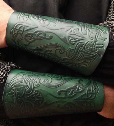 STICKMASCHINE Leder-Armschienen Drachenpr�gung - Farbe: gr�n