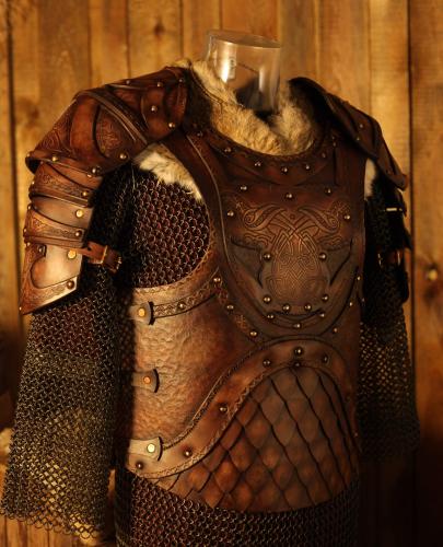 BLACK RAVEN ARMOURY LARP Lederrstung Odinson - Gre: Einheitsgre - Farbe: saddle tan
