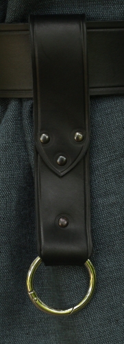 STICKMASCHINE G�rtelschlaufe aus Leder mit Ring - Farbe: schwarz