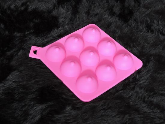 Markenlos Sexy Cooler Ice Tray breasts pink