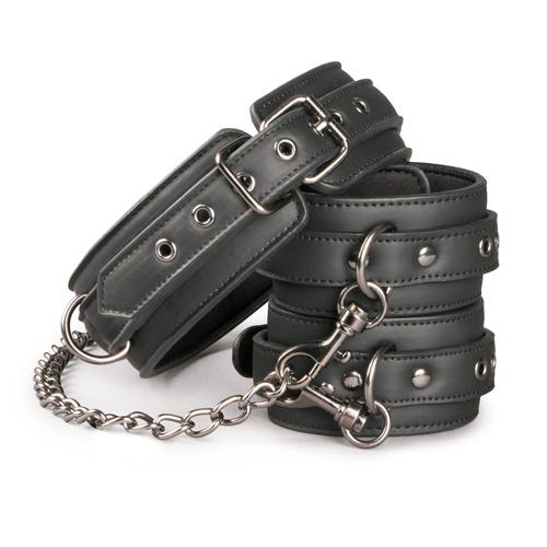 Easytoys Fetish Collection Lederhalsband mit Fu�gelenkmanschetten - Farbe: Schwarz