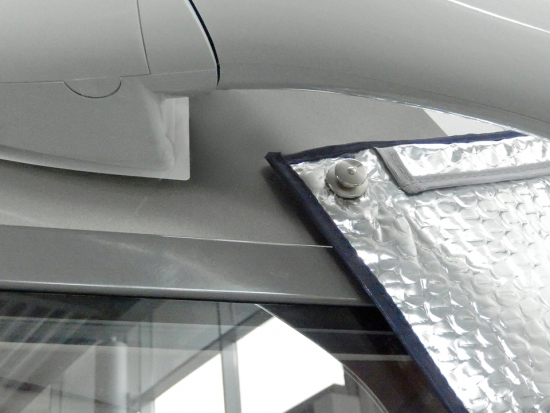 Hindermann Frontscheibenisolierung Universal Auenisoliermatte Thermofolie 